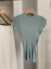 KEKEZOON Top de punto sin mangas de color liso ajustado con cuello alto, estilo de deseo puro, top de seda fresco para verano 7729