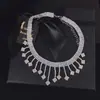 Collar de Cadena Corta para Clavícula con Borla de Diamantes Completos, Diseño de Nicho Estilo Discoteca Europea y Americana, Collar de Lujo de Gama Alta para Mujer, Elegante