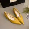 Zapatos de mujer Chuyuji estilo francés de punta fina con corte en V, ajustados, de tacón bajo, 2026 Primavera/Otoño, simples para el trabajo diario, zapatos Mary Jane