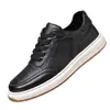 Novos na Fábrica Sapatos de Skate Masculinos Cabedal em Couro Macio Confortáveis Respiráveis Versáteis Tendência Sapatos Casuais Esportivos Sapatos Masculinos Sapatos Brancos Masculino