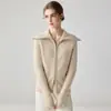 Novo cardigã de cashmere macio e amigo da pele para mulheres com lapela grande, design canelado vertical, zíper bidirecional, top moderno e versátil