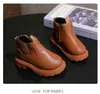Novedad Otoño e Invierno Moda Infantil Botines Cortos Estilo Británico, Botas de Moda con Cremallera Lateral para Niños Estilo Martin, Botas de Moda con Suela Blanda para Niñas