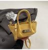 Bolso de Mano de Diseño Nicho para Viajes de Primavera 2025 Textura de Alta Calidad Bolso Cruzado tipo Cubo Hombro Único Bolso Kelly para Mujer