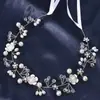 Acessórios de cabelo de noiva mais vendidos transfronteiriços, tiara de flor de pérola, pente de cabelo feito à mão, conjunto de grampos e palitos de cabelo para fotografia de viagem de casamento
