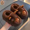 Pantuflas de Algodón para Niños Capibara Invierno Niños y Niñas Cálidas con Felpa Adicional Antideslizantes Suela Gruesa Niños Medianos y Grandes Bebé Talón Cerrado Zapatos de Algodón