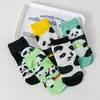 Nuevos calcetines de tablero recto de gatito de dibujos animados de primavera nuevos calcetines de barco de algodón de animales lindos para mujer fabricantes al por mayor
