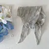 Lenço Triângulo de Renda Floral Bordado Estilo Francês para Mulheres, Novo Lenço Versátil Primavera/Verão 2026, Touca de Cabelo, Lenço de Seda para Usar por Cima