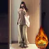 Calças Jeans Flare de Lã para Mulheres Plus Size, Estilo Americano, Outono e Inverno, Soltas de Cintura Alta Emagrecedoras, Retas de Perna Larga, Comprimento no Chão para Mulheres Plus Size