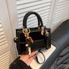 Bolsas de Design de Nicho Retrô e Estilosas, Bolsas Transversais, Bolsas Femininas Mais Vendidas, Bolsas Quadradas Pequenas Versáteis Populares da Moda Casual de Mão