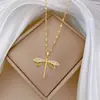 Collar Personalizado de Lujo Ligero con Libélula Hueca y Pedrería para Mujer, Cadena para Clavícula de Moda para Influencers de Instagram, Elegante y de Alta Gama