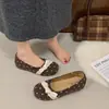 Estilo Terciopelo 2026 Zapatos Planos de Ballet Otoño Punta Redonda Corte Bajo Retro Lunares Mary Jane Zapatos para Mujer Nuevo Estilo Slip-on