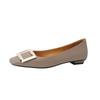 Moda coreana All-match Square Buckle 2022 Primavera Novo Salto Baixo Bico Quadrado Couro Envernizado Sapatos de Boca Rasa para Mulheres Tamanho 40-42