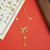 Colar Antigo Popular em Ouro, Estilo Levemente Luxuoso, Doze Deuses das Flores, Corrente para Clavícula Flor de Ameixa, Joia de Design Versátil para Mulheres