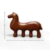 Peine de Madera Original del Año del Caballo Hecho de Sándalo Dorado, Peine de Masaje Lindo y Multifuncional para la Relajación de los Meridianos de la Cabeza, Venta al por Mayor desde el Fabricante