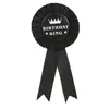 [Insignia de hojalata para corsage al por mayor] Insignia Rey del Cumpleaños negro dorado para hombre Insignia para fiesta de cumpleaños se puede fijar
