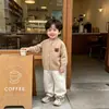 Suéter Infantil Atuendo de Primavera Suéter de Punto Liso para Niños Cárdigan de Bebé Chaqueta Suéter Blanca de Cuello Redondo para Niñas Otoño Nuevo