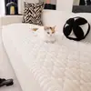 Cojín de sofá para mascotas exclusivo de Amazon, adecuado para todas las estaciones, manta de sofá antideslizante y resistente a los arañazos, funda de sofá simple de color liso estilo europeo