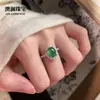 Anel de Cabochão de Calcedônia Verde Novo Estilo Chinês Banhado a Prata Totalmente Cravejado com Diamantes Envolvido Cravejado Retro Luxo Leve Anel Feminino Acessórios de Jade Atacado