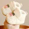 Sapatos de Bebê para o Inverno, Forrados com Lã e Espessados, Sapatos para Iniciantes para Bebês Meninas de 0 a 1 Ano, Sapatos de Caminhada com Solado Macio para Pequenas Princesas