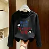 Roupa infantil da moda com estampa divertida para menino, novo estilo de outono, camisa básica versátil estilosa de algodão puro com gola redonda e manga longa para meninos