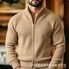 Suéter cardigan com zíper duplo, em estoque para exportação, 26 novos estilos de inverno, jaqueta de malha masculina versão coreana, moderno