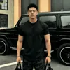 Pantalones de verano ajustados, modernos y elegantes, con un eslogan estampado en la espalda, combinados con una camisa básica de manga corta estilo casual americano - un artículo popular para la exportación