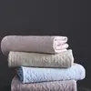 Liiesena - Alfombrilla Refrigerante Suave con Tecnología de Sensación de Hielo Estilo Coreano - Juego de Tres Piezas con Sábana Ajustable y Cubrecama, Lavable a Máquina, Alfombrilla de Aire Acondicionado de Color Sólido