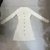 Vestido de punto de manga larga estilo francés para otoño e invierno para mujer, entallado en la cintura, adelgazante, capa base, vestido suéter