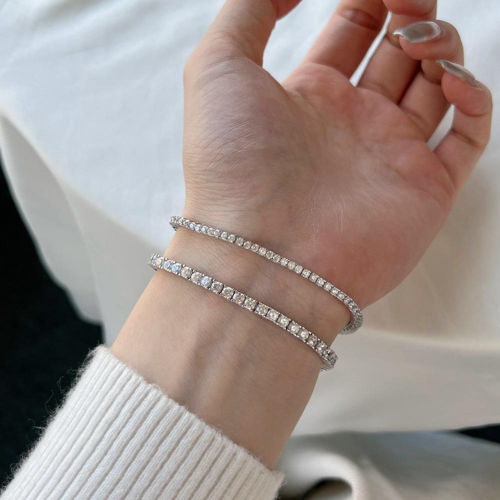 DY150239_4M