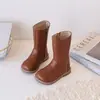 Botas de couro femininas, estilo Maillard, botas Martin infantis, nova coleção outono/inverno estilo coreano, botas de cano médio a alto, botas de montaria com sola macia para meninos