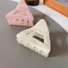 Pinza Triangular de Agarre Estilo Coreano Etiqueta Dorada Raya de Ácido Acético Simple para Cabello Medio Agarre Clip de Tiburón Tocado de Personalidad de Alto Estilo para Mujeres