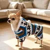Ropa de Algodón Navideña Limitada para Perros de Cuatro Patas Engrosada a Prueba de Viento con Diseño de Capucha Ropa de Invierno para Perros Pequeños en Festivales al Aire Libre