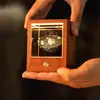 Cubo Creativo 3D Galaxia Cristal Tallado Interior Adorno de Escritorio Artesanía de Madera Lámpara de Noche Decoración Regalo de Cumpleaños