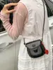 Bolso de Hombro Retro de Gama Alta de Nicho Bolsa para Teléfono Móvil Fresa 2026 Súper Caliente Exquisito Bolso Pequeño Cruzado para Mujer