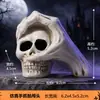 Adorno Decorativo de Resina de Fantasma Lindo de Dedo Medio de Nuevo Modelo Transfronterizo para Halloween Sosteniendo un Cráneo