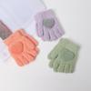 Guantes de otoño e invierno para niños estilo coreano cálidos con forro polar engrosados de cinco dedos para niñas bebé a prueba de frío guantes de amor al por mayor