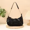 2026 Venta Caliente Transfronteriza Bolso Pequeño Cuadrado de Ganchillo Hueco para Mujer de Verano Nuevo Bolso Cruzado de Hombro Versátil de Moda