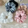 Elástico de cabelo de cetim com strass, estilo coreano, inspirado no retrô francês, scrunchie, corda de cabelo plissada, scrunchie moderno, acessório de cabelo de alta qualidade.