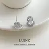 Pendientes de botón de plata con diseño de nicho, incrustaciones de circonita, forma de calabaza, elegantes y sencillos, modernos para ir al trabajo, únicos y versátiles