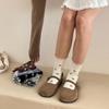Songmu2023 otoño e invierno Nuevo algodón peinado lindo oreja de madera lunares calcetines de felpa pequeño fresco calcetines de mujer al por mayor
