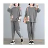755# madre 100.00kg traje para mujer talla grande cubre barriga chica gordita otoño suelto manga larga traje de dos piezas