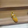 Sapatos Rasos Planos Estilo Coreano para Mulheres 2026 Novos Mocassins Respiráveis Perfurados Casuais com Tira Única Sapatos Mary Jane