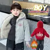 Chaqueta de Forro Polar para Niños Invierno 2025 Nueva Estilo Coreano Ropa Genial para Niños Pequeños Chaqueta Reversible de Invierno para Niños Moderna