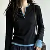 Camiseta de Manga Larga DeRong con Hombro Normal, Bloque de Color, Cuello en V, Botones, Capa Base para Mujer, Nuevo Estilo Otoño/Invierno, Top Falso de Dos Piezas Adelgazante