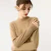 Suéter casual holgado de cachemir grueso para mujer con cuello alto medio, simple suéter de punto básico de otoño e invierno nuevo para abrigarse
