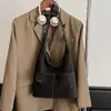 Bolsa Tote Retrô Fosca de Nicho com uma Vibe Relaxada, Adequada para o Trabalho, Bolsa de Ombro Versátil, Bolsa Cruzada Casual Estilo Bolinho