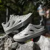 Sapatos Vazados Masculinos Verão Roupa Externa Casal Praia Celebrado na Internet EVA Leve Baotou Dirigindo Sandálias Vazadas Sandálias Femininas Transfronteiriças