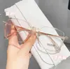 Gafas para Miopía Antiluz Azul Cambiantes de Color Sensibles a la Luz, Marco Grande Transfronterizo Ultraligeras de Alto Valor Estilo Adelgazante Montura Lisa Listas para Usar