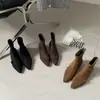 Botines de Tobillo con Tacón de Cuña y Punta Aguda Estilo de Temporada Primer Encuentro Moda Otoño/Invierno 2026 Botas Delgadas Versátiles Retro de Gamuza Botas para Mujer