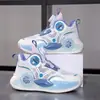 Sapatos Infantis para Meninos 2026 Estilo Primavera e Outono Malha Respirável para Crianças Tênis Esportivo Fivelas Rotativas para Crianças de Tamanho Médio e Grande Tênis de Basquete Verão